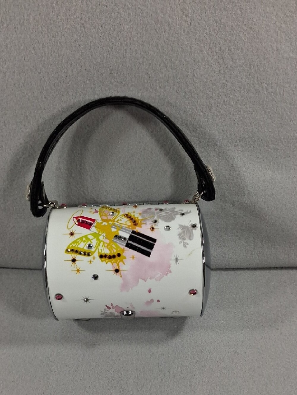 Little Earth White Graphic Dome Handbag with Black Handle - Picture 4 of 11